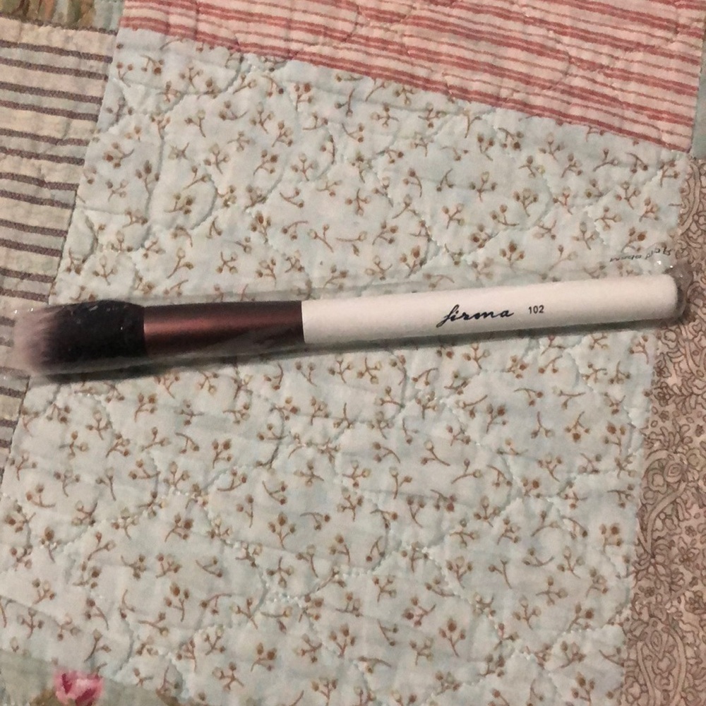 New Firma Elite Blush Brush